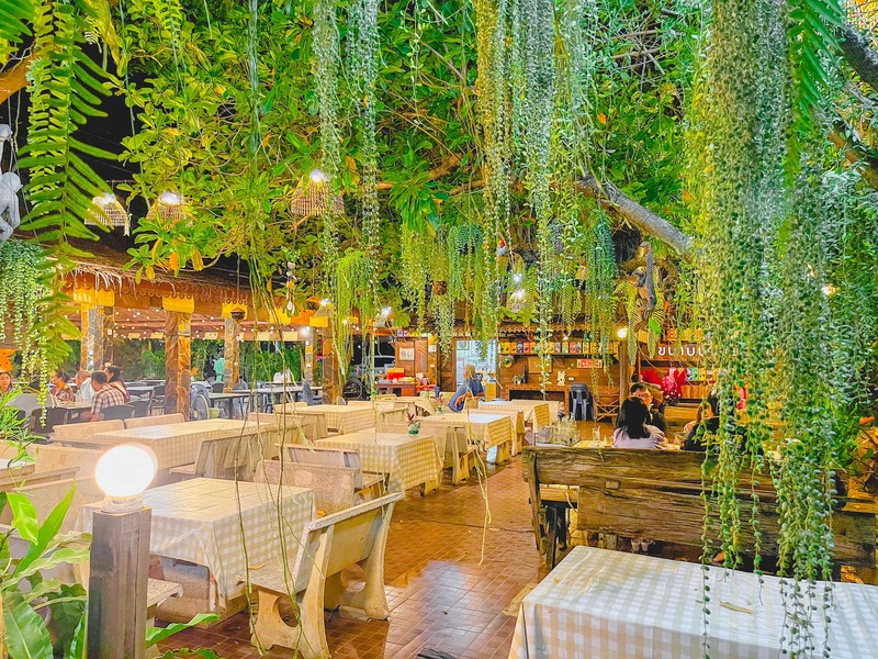 top 21+ ร้านอาหารสุพรรณบุรี ไปเยือนถิ่นเมื่อไหร่เป็นต้องแวะ!