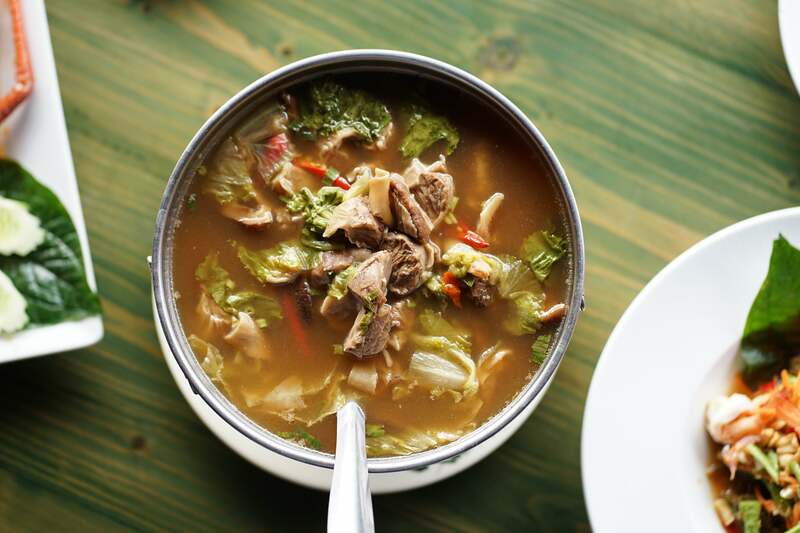 top 21+ ร้านอาหารสุพรรณบุรี ไปเยือนถิ่นเมื่อไหร่เป็นต้องแวะ!