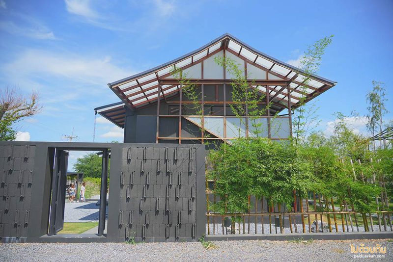 ร้านกาแฟเขาใหญ่, คาเฟ่เขาใหญ่, เขาใหญ่, maa khaoyai, maa khaoyai คาเฟ่เขาใหญ่ สไตล์ญี่ปุ่นคลุมโทนสีดำ  