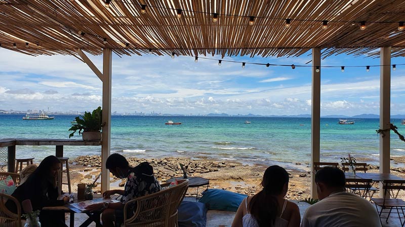 เกาะล้าน, ร้านกาแฟเกาะล้าน, คาเฟ่เกาะล้าน, top 20+ คาเฟ่เกาะล้าน จิบเครื่องดื่มเย็น มองวิวทะเล