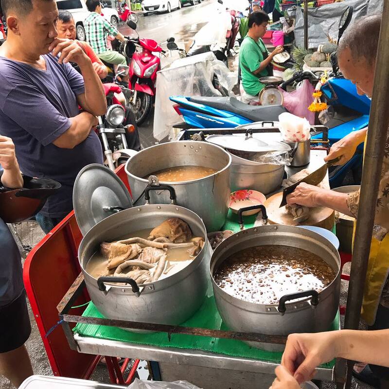 ข้าวต้มเป็ดเจ้าดัง : วันนี้เปลี่ยนมาทานเมนูข้าวต้มเป็ด แต่ละร้านเด็ดมากกก !!