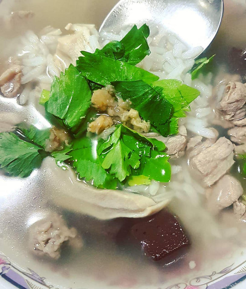 ข้าวต้มเป็ดเจ้าดัง : วันนี้เปลี่ยนมาทานเมนูข้าวต้มเป็ด แต่ละร้านเด็ดมากกก !!