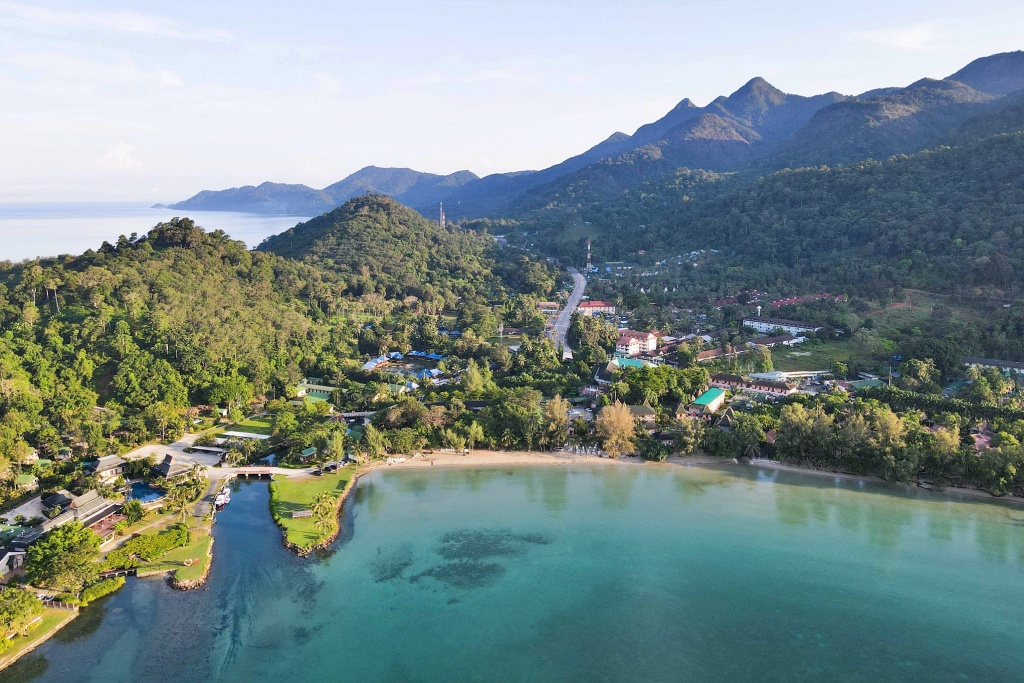 awa resort, dewa koh chang, emerald cove, kacha resort, kc grande, koh chang hotels, koh chang hotels white sand beach, koh chang resort, marina sands resort, mercure, pajamas koh chang, resolution resort, santhiya tree koh chang resort, vayna boutique koh chang, กจาปุรี รีสอร์ท, คชา รีสอร์ท, คลองพร้าว รีสอร์ท, จังหวัดตราด, ณ ธารา รีสอร์ท, ณ ธารา รีสอร์ท เกาะช้าง, ตราด, ท่องเที่ยวภาคตะวันออก, ที่กิน ที่เที่ยว, ที่พักเกาะช้าง, ที่พักเกาะช้าง 2024, ที่พักเกาะช้าง 2567, ที่พักเกาะช้าง ติดทะเล, ที่พักเกาะช้างติดทะเล, ที่พักเกาะช้างติดทะเล 2024, ที่พักเกาะช้างติดทะเล 2567, ปาจามัส เกาะช้าง, ฟลอร่า ไอทะเล รีสอร์ท, มารีน่าแซนด์ รีสอร์ท, รามายานา เกาะช้าง, รีสอร์ทเกาะช้าง, รีสอร์ทเกาะช้าง 2024, สันธิญา ทรี เกาะช้าง รีสอร์ท, หาดคลองพร้าว, หาดทรายขาว, หาดไก่แบ้, อาน่า รีสอร์ท แอนด์ สปา, อ่าวใบลาน, เกาะช้าง, เกาะช้าง 2024, เกาะช้าง 2567, เกาะช้าง ที่พัก, เกาะช้าง ที่พัก 2024, เกาะช้าง ที่พัก 2567, เค บี รีสอร์ต, เค บี รีสอร์ท เกาะช้าง, เคซี แกรนด์, เซ็นทารา เกาะช้าง ทรอปิคานา รีสอร์ท, เดวา เกาะช้าง, เดอะ ชิลล์ รีสอร์ท, เดอะ ชิลล์ เกาะช้าง, เดอะสแปลช เกาะช้าง, เดอะเดวา, เที่ยวจังหวัดตราด, เนเจอร์บีช รีสอร์ท, เมอร์เคียว, เมอร์เคียว เกาะช้าง, เรโซลูชั่น รีสอร์ท, เวย์นา บูทิก เกาะช้าง, เอวา รีสอร์ท, โรงแรมดิเอ็มเมรัลโคฟ, โรงแรมเกาะช้าง, top 30+ ที่พักเกาะช้าง [กรกฎาคม 2024] ติดทะเล พักผ่อนสุดชิล ริมทะเลสีฟ้าคราม