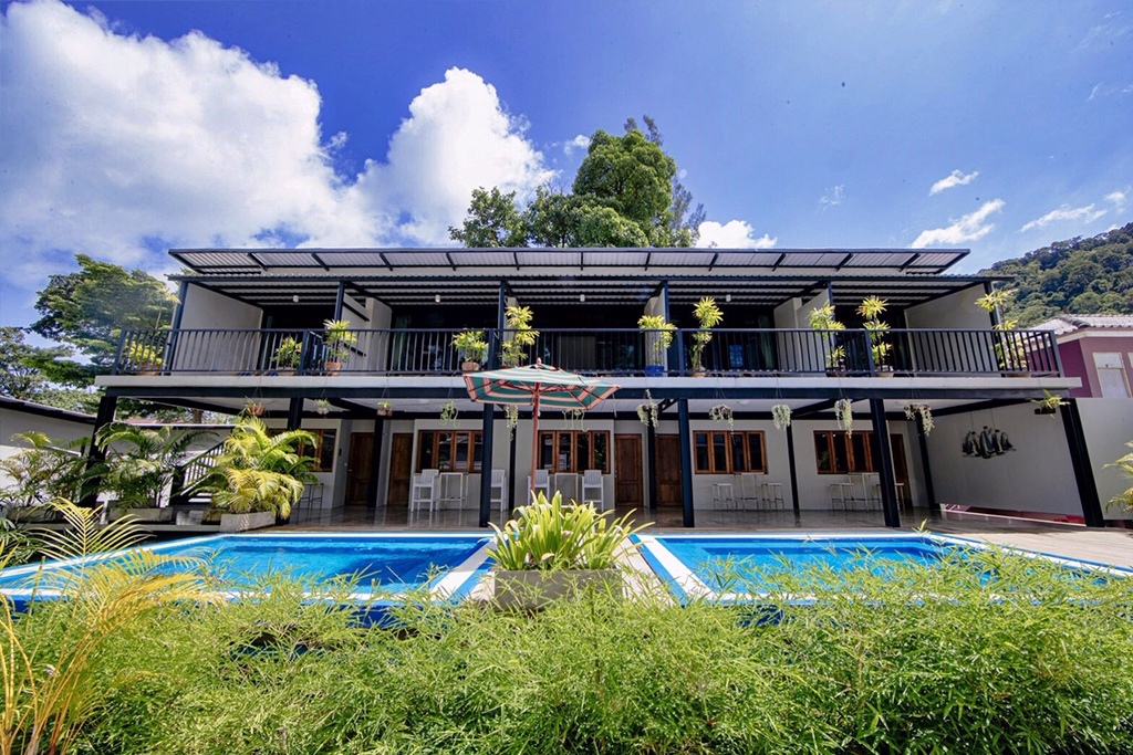 awa resort, dewa koh chang, emerald cove, kacha resort, kc grande, koh chang hotels, koh chang hotels white sand beach, koh chang resort, marina sands resort, mercure, pajamas koh chang, resolution resort, santhiya tree koh chang resort, vayna boutique koh chang, กจาปุรี รีสอร์ท, คชา รีสอร์ท, คลองพร้าว รีสอร์ท, จังหวัดตราด, ณ ธารา รีสอร์ท, ณ ธารา รีสอร์ท เกาะช้าง, ตราด, ท่องเที่ยวภาคตะวันออก, ที่กิน ที่เที่ยว, ที่พักเกาะช้าง, ที่พักเกาะช้าง 2024, ที่พักเกาะช้าง 2567, ที่พักเกาะช้าง ติดทะเล, ที่พักเกาะช้างติดทะเล, ที่พักเกาะช้างติดทะเล 2024, ที่พักเกาะช้างติดทะเล 2567, ปาจามัส เกาะช้าง, ฟลอร่า ไอทะเล รีสอร์ท, มารีน่าแซนด์ รีสอร์ท, รามายานา เกาะช้าง, รีสอร์ทเกาะช้าง, รีสอร์ทเกาะช้าง 2024, สันธิญา ทรี เกาะช้าง รีสอร์ท, หาดคลองพร้าว, หาดทรายขาว, หาดไก่แบ้, อาน่า รีสอร์ท แอนด์ สปา, อ่าวใบลาน, เกาะช้าง, เกาะช้าง 2024, เกาะช้าง 2567, เกาะช้าง ที่พัก, เกาะช้าง ที่พัก 2024, เกาะช้าง ที่พัก 2567, เค บี รีสอร์ต, เค บี รีสอร์ท เกาะช้าง, เคซี แกรนด์, เซ็นทารา เกาะช้าง ทรอปิคานา รีสอร์ท, เดวา เกาะช้าง, เดอะ ชิลล์ รีสอร์ท, เดอะ ชิลล์ เกาะช้าง, เดอะสแปลช เกาะช้าง, เดอะเดวา, เที่ยวจังหวัดตราด, เนเจอร์บีช รีสอร์ท, เมอร์เคียว, เมอร์เคียว เกาะช้าง, เรโซลูชั่น รีสอร์ท, เวย์นา บูทิก เกาะช้าง, เอวา รีสอร์ท, โรงแรมดิเอ็มเมรัลโคฟ, โรงแรมเกาะช้าง, top 30+ ที่พักเกาะช้าง [กรกฎาคม 2024] ติดทะเล พักผ่อนสุดชิล ริมทะเลสีฟ้าคราม