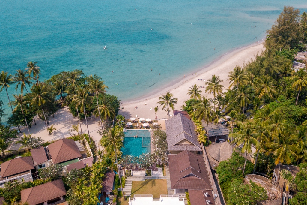 awa resort, dewa koh chang, emerald cove, kacha resort, kc grande, koh chang hotels, koh chang hotels white sand beach, koh chang resort, marina sands resort, mercure, pajamas koh chang, resolution resort, santhiya tree koh chang resort, vayna boutique koh chang, กจาปุรี รีสอร์ท, คชา รีสอร์ท, คลองพร้าว รีสอร์ท, จังหวัดตราด, ณ ธารา รีสอร์ท, ณ ธารา รีสอร์ท เกาะช้าง, ตราด, ท่องเที่ยวภาคตะวันออก, ที่กิน ที่เที่ยว, ที่พักเกาะช้าง, ที่พักเกาะช้าง 2024, ที่พักเกาะช้าง 2567, ที่พักเกาะช้าง ติดทะเล, ที่พักเกาะช้างติดทะเล, ที่พักเกาะช้างติดทะเล 2024, ที่พักเกาะช้างติดทะเล 2567, ปาจามัส เกาะช้าง, ฟลอร่า ไอทะเล รีสอร์ท, มารีน่าแซนด์ รีสอร์ท, รามายานา เกาะช้าง, รีสอร์ทเกาะช้าง, รีสอร์ทเกาะช้าง 2024, สันธิญา ทรี เกาะช้าง รีสอร์ท, หาดคลองพร้าว, หาดทรายขาว, หาดไก่แบ้, อาน่า รีสอร์ท แอนด์ สปา, อ่าวใบลาน, เกาะช้าง, เกาะช้าง 2024, เกาะช้าง 2567, เกาะช้าง ที่พัก, เกาะช้าง ที่พัก 2024, เกาะช้าง ที่พัก 2567, เค บี รีสอร์ต, เค บี รีสอร์ท เกาะช้าง, เคซี แกรนด์, เซ็นทารา เกาะช้าง ทรอปิคานา รีสอร์ท, เดวา เกาะช้าง, เดอะ ชิลล์ รีสอร์ท, เดอะ ชิลล์ เกาะช้าง, เดอะสแปลช เกาะช้าง, เดอะเดวา, เที่ยวจังหวัดตราด, เนเจอร์บีช รีสอร์ท, เมอร์เคียว, เมอร์เคียว เกาะช้าง, เรโซลูชั่น รีสอร์ท, เวย์นา บูทิก เกาะช้าง, เอวา รีสอร์ท, โรงแรมดิเอ็มเมรัลโคฟ, โรงแรมเกาะช้าง, top 30+ ที่พักเกาะช้าง [กรกฎาคม 2024] ติดทะเล พักผ่อนสุดชิล ริมทะเลสีฟ้าคราม