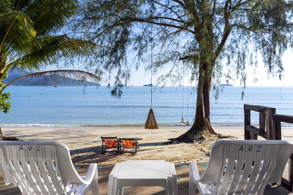 awa resort, dewa koh chang, emerald cove, kacha resort, kc grande, koh chang hotels, koh chang hotels white sand beach, koh chang resort, marina sands resort, mercure, pajamas koh chang, resolution resort, santhiya tree koh chang resort, vayna boutique koh chang, กจาปุรี รีสอร์ท, คชา รีสอร์ท, คลองพร้าว รีสอร์ท, จังหวัดตราด, ณ ธารา รีสอร์ท, ณ ธารา รีสอร์ท เกาะช้าง, ตราด, ท่องเที่ยวภาคตะวันออก, ที่กิน ที่เที่ยว, ที่พักเกาะช้าง, ที่พักเกาะช้าง 2024, ที่พักเกาะช้าง 2567, ที่พักเกาะช้าง ติดทะเล, ที่พักเกาะช้างติดทะเล, ที่พักเกาะช้างติดทะเล 2024, ที่พักเกาะช้างติดทะเล 2567, ปาจามัส เกาะช้าง, ฟลอร่า ไอทะเล รีสอร์ท, มารีน่าแซนด์ รีสอร์ท, รามายานา เกาะช้าง, รีสอร์ทเกาะช้าง, รีสอร์ทเกาะช้าง 2024, สันธิญา ทรี เกาะช้าง รีสอร์ท, หาดคลองพร้าว, หาดทรายขาว, หาดไก่แบ้, อาน่า รีสอร์ท แอนด์ สปา, อ่าวใบลาน, เกาะช้าง, เกาะช้าง 2024, เกาะช้าง 2567, เกาะช้าง ที่พัก, เกาะช้าง ที่พัก 2024, เกาะช้าง ที่พัก 2567, เค บี รีสอร์ต, เค บี รีสอร์ท เกาะช้าง, เคซี แกรนด์, เซ็นทารา เกาะช้าง ทรอปิคานา รีสอร์ท, เดวา เกาะช้าง, เดอะ ชิลล์ รีสอร์ท, เดอะ ชิลล์ เกาะช้าง, เดอะสแปลช เกาะช้าง, เดอะเดวา, เที่ยวจังหวัดตราด, เนเจอร์บีช รีสอร์ท, เมอร์เคียว, เมอร์เคียว เกาะช้าง, เรโซลูชั่น รีสอร์ท, เวย์นา บูทิก เกาะช้าง, เอวา รีสอร์ท, โรงแรมดิเอ็มเมรัลโคฟ, โรงแรมเกาะช้าง, top 30+ ที่พักเกาะช้าง [กรกฎาคม 2024] ติดทะเล พักผ่อนสุดชิล ริมทะเลสีฟ้าคราม