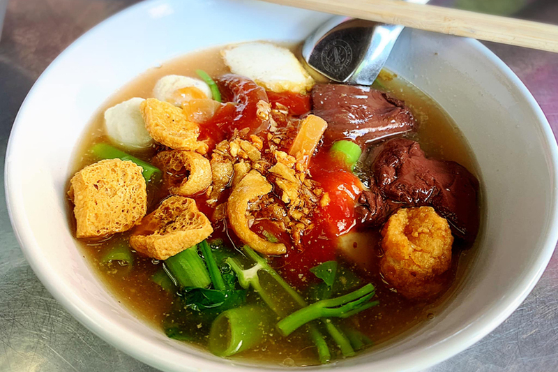 top 7+ ร้านก๋วยเตี๋ยวลาดพร้าว – วังหิน รสเด็ด น้ำซุปเข้มข้นถึงใจ