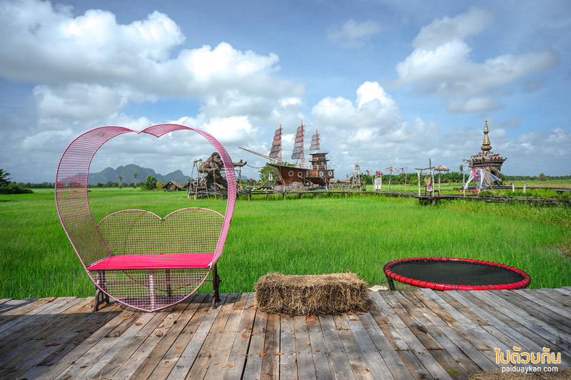 สำเภาไทย พัทลุง ชมวิวทุ่งนาสวย ถ่ายรูปหุ่นคิงคองยักษ์