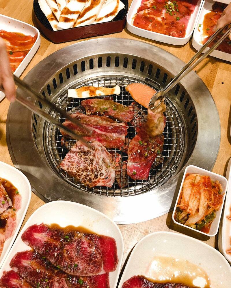 ร้านอาหารบุฟเฟ่ต์ นนทบุรี ติวานนท์ ปากเกร็ด บุฟเฟ่ต์ปิ้งย่าง ชาบู ซูชิ อิ่มได้แบบไม่อั้นแบบสุดคุ้ม!