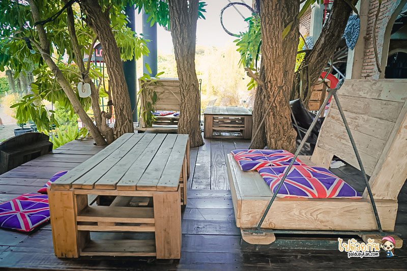 คาเฟ่สระบุรี, cafe laura bar & restaurant, คาเฟ่มวกเหล็ก, ร้านกาแฟมวกเหล็ก, ร้านอาหารมวกเหล็ก, cafe laura bar  คาเฟ่สไตล์ยุโรป โรแมนติกท่ามกลางขุนเขา