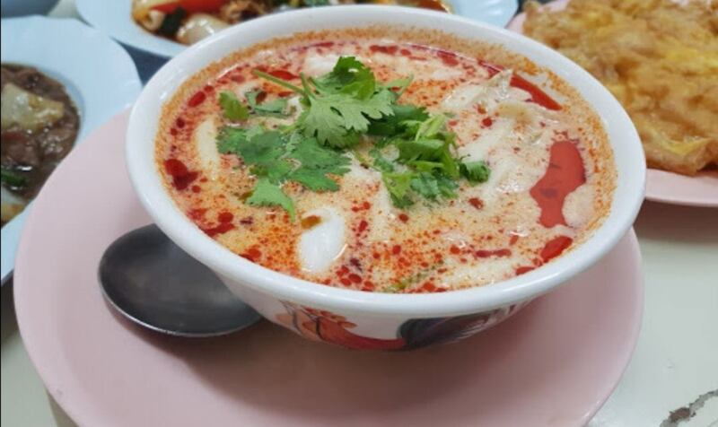 top 13+ ร้านอร่อยห้ามพลาด ราคาไม่เเพง ณ ซอยละลายทรัพย์ @ สีลม กรุงเทพฯ