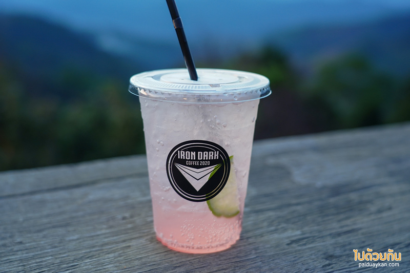 ร้านกาแฟดอยช้าง, jadae house -irondark cafe, คาเฟ่ดอยช้าง, jadae house -irondark cafe  คาเฟ่ล้ำสมัยกับวิวเขาสุดปัง