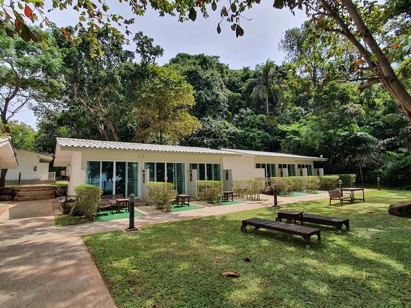 top 10+ ที่พักจันทบุรี 2567 ติดทะเล ราคาถูก ที่พักโฮมสเตย์ บุฟเฟ่ต์อาหารทะเล