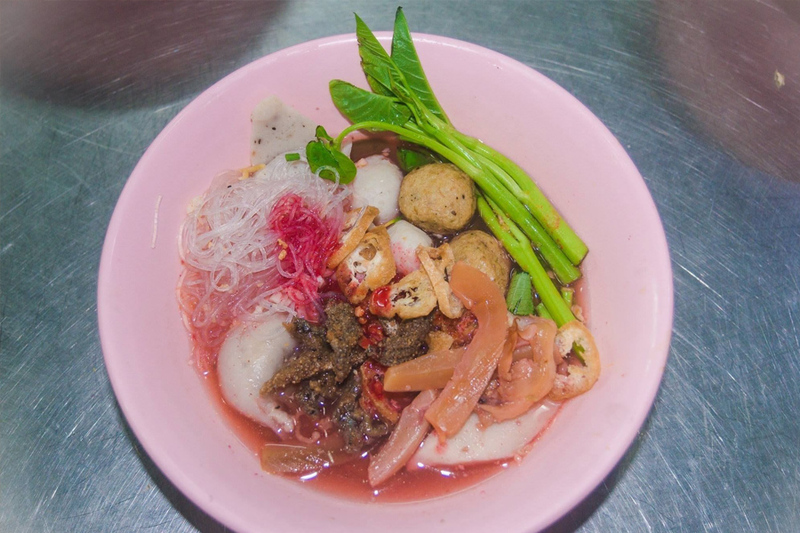 top 10+ ร้านก๋วยเตี๋ยว บางซื่อ น้ำซุปเด็ด เครื่องแน่นเต็มชาม