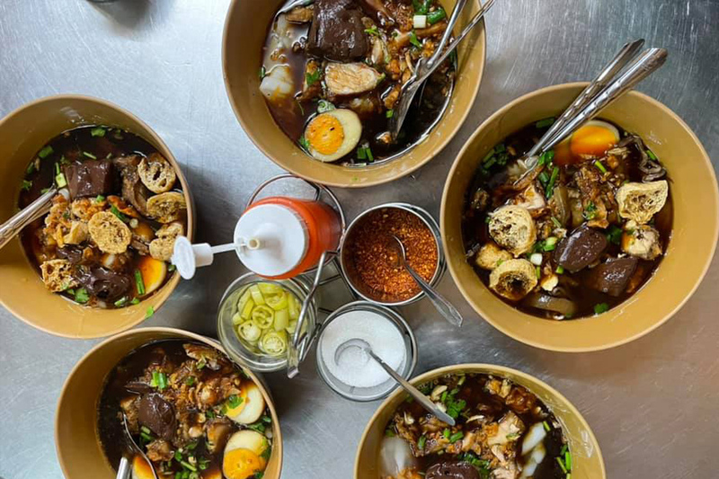 top 10+ ร้านก๋วยเตี๋ยว บางซื่อ น้ำซุปเด็ด เครื่องแน่นเต็มชาม