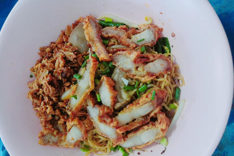 top 10+ ร้านก๋วยเตี๋ยว บางซื่อ น้ำซุปเด็ด เครื่องแน่นเต็มชาม