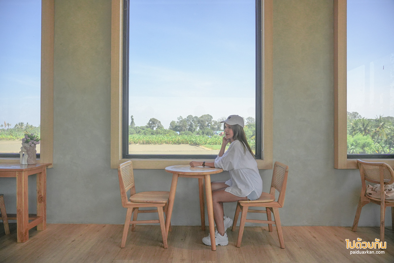 roasi coffee, คาเฟ่อยุธยา, ร้านกาแฟอยุธยา, roasi coffee คาเฟ่สไตล์มินิมอล สุดเก๋ด้วยมุมหน้าต่างกระจกบานใหญ่