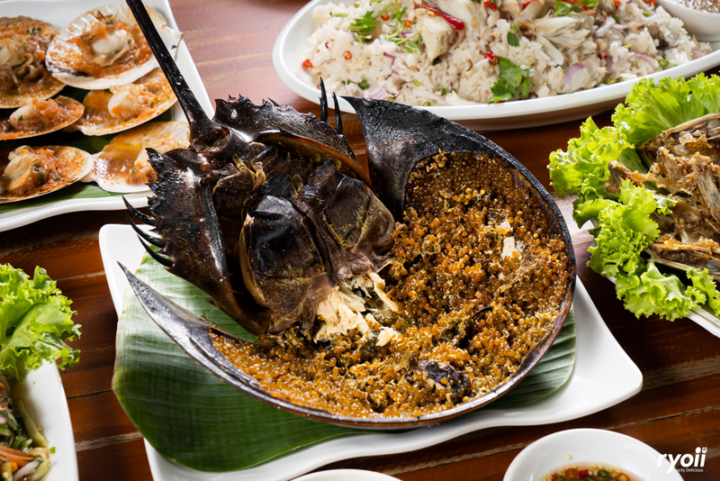 ร้านอาหารหัวหิน : รวม 5 ร้านเด็ด ร้านดัง เมนูสุดปังทั้งซีฟู้ดสดๆ อาหารใต้ อาหารอีสาน และร้านลับซาชิมิปลาไทย!