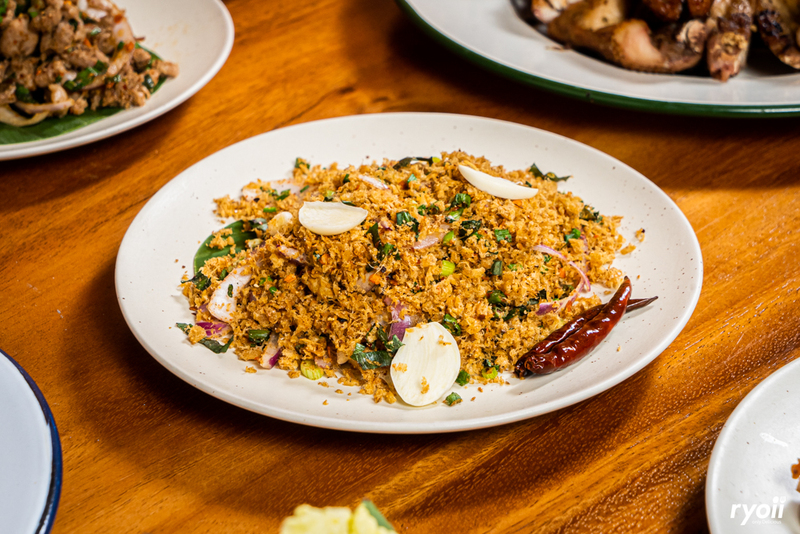 ร้านอาหารหัวหิน : รวม 5 ร้านเด็ด ร้านดัง เมนูสุดปังทั้งซีฟู้ดสดๆ อาหารใต้ อาหารอีสาน และร้านลับซาชิมิปลาไทย!