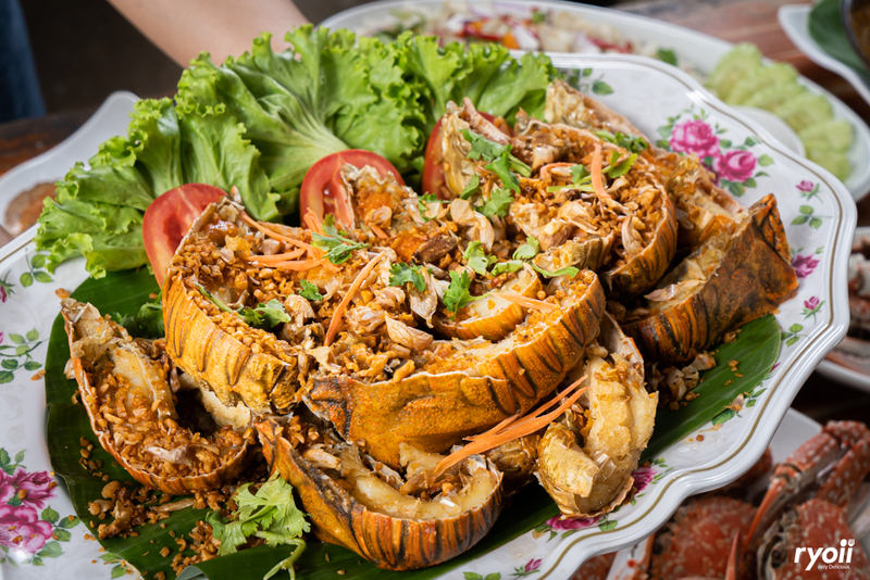 ร้านอาหารหัวหิน : รวม 5 ร้านเด็ด ร้านดัง เมนูสุดปังทั้งซีฟู้ดสดๆ อาหารใต้ อาหารอีสาน และร้านลับซาชิมิปลาไทย!