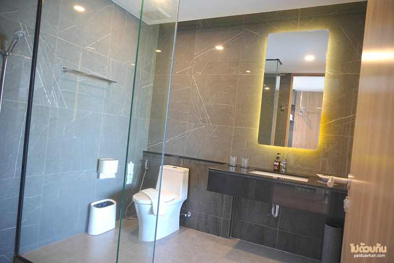 เที่ยวนครพนม, ที่พักนครพนม, โรงแรมชีวาโขง ที่พักนครพนมติดริมโขง วิวภูเขาเหมือนภาพวาด