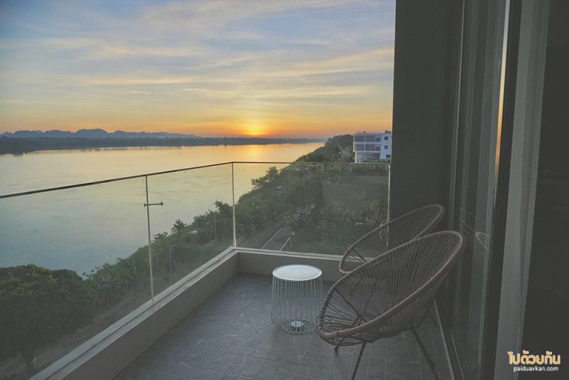 เที่ยวนครพนม, ที่พักนครพนม, โรงแรมชีวาโขง ที่พักนครพนมติดริมโขง วิวภูเขาเหมือนภาพวาด