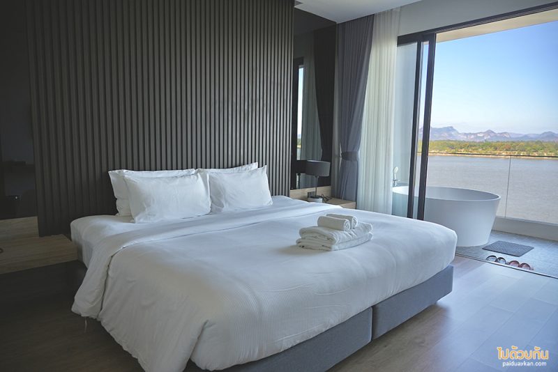 เที่ยวนครพนม, ที่พักนครพนม, โรงแรมชีวาโขง ที่พักนครพนมติดริมโขง วิวภูเขาเหมือนภาพวาด