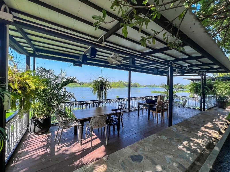 top 12+ คาเฟ่สมุทรสาคร 2567 ร้านกาแฟเปิดใหม่ ริมน้ำ บรรยากาศดี ใกล้กรุงเทพ