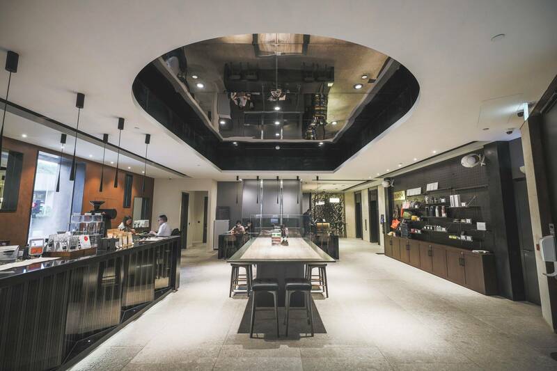 eaton hong kong, executive club, executive club lounge, hong kong-macau ferry terminal, horizonte lounge, hotel madera hong kong, iclub amtd sheung wan hotel, isquare, kimberley hotel, kowloon cricket club, largos hotel, metropark hotel mongkok, mini hotel causeway bay, mirama shopping mall, mong kok, nathan hotel, otto hotel, page 148 hotel, park hotel, park lane shopping boulevard, popway hotel, presidentail suite, prince edward, regal kowloon hotel, sheung wan, signature greenery, the kimberley hotel, the mira hong kong, tsim sha tsui, uptop bistro and bar, victoria harbour chinese restaurant, wifi boutique hotel, ที่พักฮ่องกง, ที่พักฮ่องกง2023, ที่พักฮ่องกง2024, ที่พักฮ่องกง2567, ที่พักฮ่องกงเดินทางง่าย, ที่พักฮ่องกงในเมือง, ที่พักใกล้แหล่งช้อปปิ้ง, สถานีรถไฟใต้ดินจิมซาจุ่ย, อาหารเช้าแบบบุฟเฟ่ต์, ฮ่องกง, ฮ่องกงนอนที่ไหน, ฮ่องกงพักไหนดี, โรงแรมฮ่องกง, โรงแรมฮ่องกง2023, โรงแรมฮ่องกงในเมือง, ใจกลางหว่านไจ๋และคอสเวย์เบย์, top 15+ ที่พักฮ่องกง 2024 ใจกลางเมือง เดินทางสะดวก ช็อปปิ้งง่าย