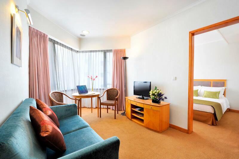 eaton hong kong, executive club, executive club lounge, hong kong-macau ferry terminal, horizonte lounge, hotel madera hong kong, iclub amtd sheung wan hotel, isquare, kimberley hotel, kowloon cricket club, largos hotel, metropark hotel mongkok, mini hotel causeway bay, mirama shopping mall, mong kok, nathan hotel, otto hotel, page 148 hotel, park hotel, park lane shopping boulevard, popway hotel, presidentail suite, prince edward, regal kowloon hotel, sheung wan, signature greenery, the kimberley hotel, the mira hong kong, tsim sha tsui, uptop bistro and bar, victoria harbour chinese restaurant, wifi boutique hotel, ที่พักฮ่องกง, ที่พักฮ่องกง2023, ที่พักฮ่องกง2024, ที่พักฮ่องกง2567, ที่พักฮ่องกงเดินทางง่าย, ที่พักฮ่องกงในเมือง, ที่พักใกล้แหล่งช้อปปิ้ง, สถานีรถไฟใต้ดินจิมซาจุ่ย, อาหารเช้าแบบบุฟเฟ่ต์, ฮ่องกง, ฮ่องกงนอนที่ไหน, ฮ่องกงพักไหนดี, โรงแรมฮ่องกง, โรงแรมฮ่องกง2023, โรงแรมฮ่องกงในเมือง, ใจกลางหว่านไจ๋และคอสเวย์เบย์, top 15+ ที่พักฮ่องกง 2024 ใจกลางเมือง เดินทางสะดวก ช็อปปิ้งง่าย