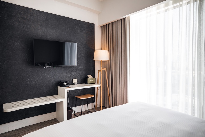 eaton hong kong, executive club, executive club lounge, hong kong-macau ferry terminal, horizonte lounge, hotel madera hong kong, iclub amtd sheung wan hotel, isquare, kimberley hotel, kowloon cricket club, largos hotel, metropark hotel mongkok, mini hotel causeway bay, mirama shopping mall, mong kok, nathan hotel, otto hotel, page 148 hotel, park hotel, park lane shopping boulevard, popway hotel, presidentail suite, prince edward, regal kowloon hotel, sheung wan, signature greenery, the kimberley hotel, the mira hong kong, tsim sha tsui, uptop bistro and bar, victoria harbour chinese restaurant, wifi boutique hotel, ที่พักฮ่องกง, ที่พักฮ่องกง2023, ที่พักฮ่องกง2024, ที่พักฮ่องกง2567, ที่พักฮ่องกงเดินทางง่าย, ที่พักฮ่องกงในเมือง, ที่พักใกล้แหล่งช้อปปิ้ง, สถานีรถไฟใต้ดินจิมซาจุ่ย, อาหารเช้าแบบบุฟเฟ่ต์, ฮ่องกง, ฮ่องกงนอนที่ไหน, ฮ่องกงพักไหนดี, โรงแรมฮ่องกง, โรงแรมฮ่องกง2023, โรงแรมฮ่องกงในเมือง, ใจกลางหว่านไจ๋และคอสเวย์เบย์, top 15+ ที่พักฮ่องกง 2024 ใจกลางเมือง เดินทางสะดวก ช็อปปิ้งง่าย