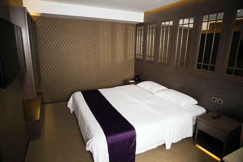 eaton hong kong, executive club, executive club lounge, hong kong-macau ferry terminal, horizonte lounge, hotel madera hong kong, iclub amtd sheung wan hotel, isquare, kimberley hotel, kowloon cricket club, largos hotel, metropark hotel mongkok, mini hotel causeway bay, mirama shopping mall, mong kok, nathan hotel, otto hotel, page 148 hotel, park hotel, park lane shopping boulevard, popway hotel, presidentail suite, prince edward, regal kowloon hotel, sheung wan, signature greenery, the kimberley hotel, the mira hong kong, tsim sha tsui, uptop bistro and bar, victoria harbour chinese restaurant, wifi boutique hotel, ที่พักฮ่องกง, ที่พักฮ่องกง2023, ที่พักฮ่องกง2024, ที่พักฮ่องกง2567, ที่พักฮ่องกงเดินทางง่าย, ที่พักฮ่องกงในเมือง, ที่พักใกล้แหล่งช้อปปิ้ง, สถานีรถไฟใต้ดินจิมซาจุ่ย, อาหารเช้าแบบบุฟเฟ่ต์, ฮ่องกง, ฮ่องกงนอนที่ไหน, ฮ่องกงพักไหนดี, โรงแรมฮ่องกง, โรงแรมฮ่องกง2023, โรงแรมฮ่องกงในเมือง, ใจกลางหว่านไจ๋และคอสเวย์เบย์, top 15+ ที่พักฮ่องกง 2024 ใจกลางเมือง เดินทางสะดวก ช็อปปิ้งง่าย