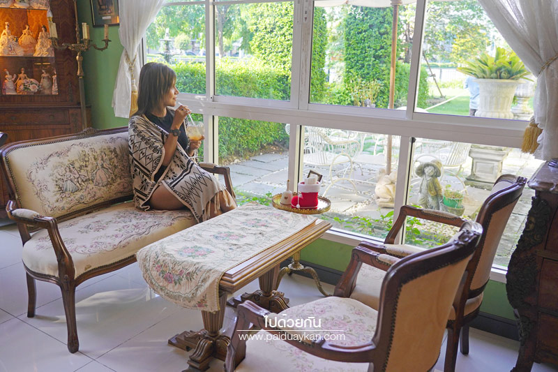 ร้านกาแฟเสรีไทย, คาเฟ่เสรีไทย, t aonly ka antique & tearoom, คาเฟ่มีนบุรี, t aonly ka antique & tearoom จิบชาสวยๆในบรรยากาศแบบยุโรป