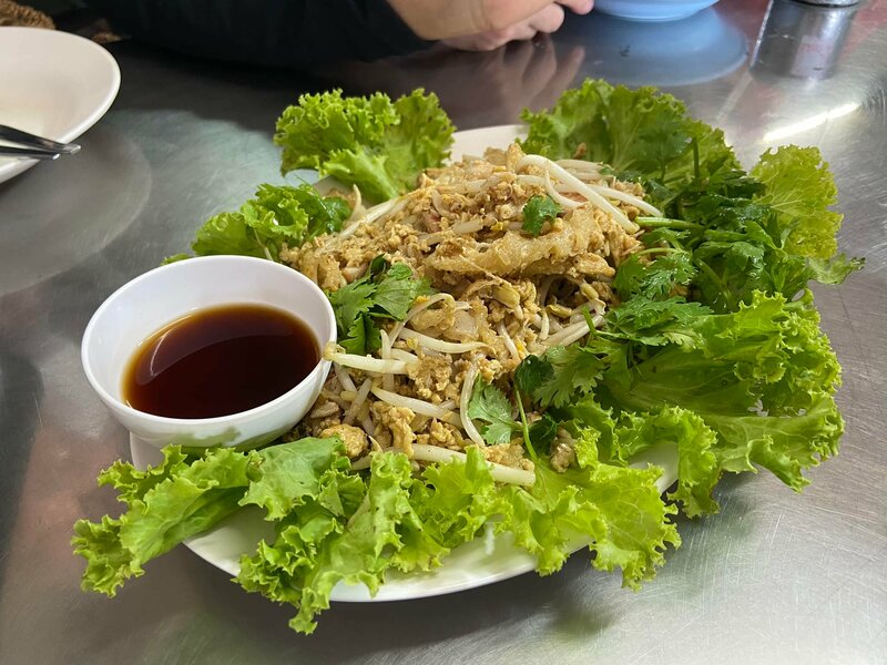 ร้านอาหารเก่าแก่ ภูเก็ต : ปักหมุดร้านเด็ด-ร้านดัง ที่มีสูตรความอร่อยยาวนานมากกว่า 100 ปี