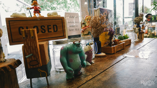 ร้านอร่อย คาเฟ่ ใกล้ม.ศิลปากร วังท่าพระ วันเดียวครบทั้งคาวหวาน!