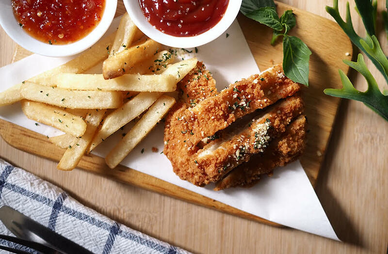 ร้านอร่อย คาเฟ่ ใกล้ม.ศิลปากร วังท่าพระ วันเดียวครบทั้งคาวหวาน!