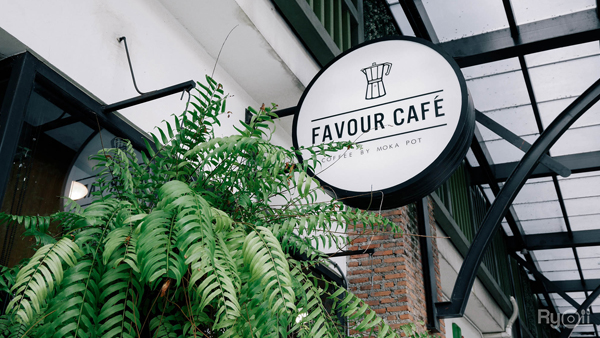 ร้านอร่อย คาเฟ่ ใกล้ม.ศิลปากร วังท่าพระ วันเดียวครบทั้งคาวหวาน!