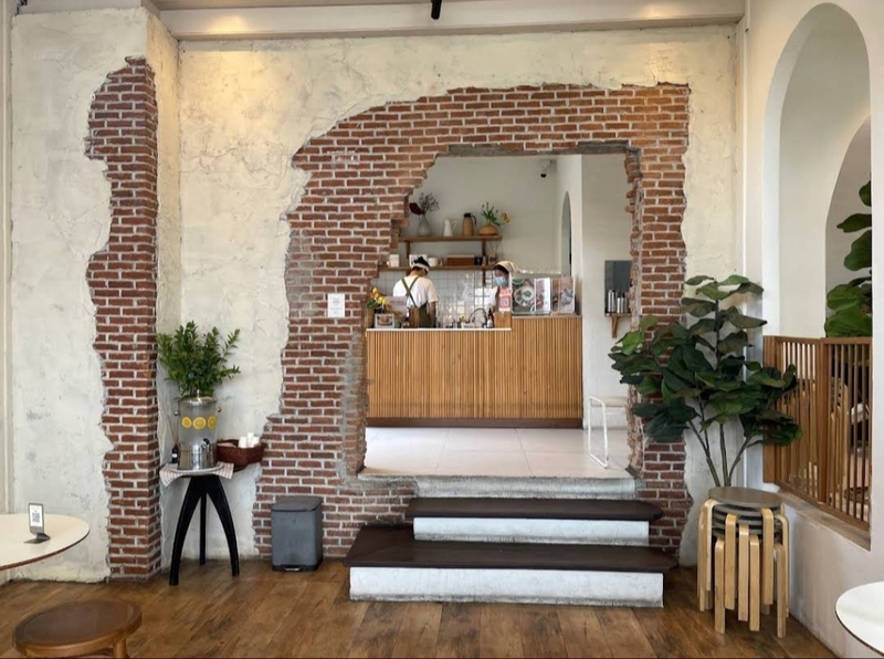 art farmer cafe, bob chiang mai, charin pie, cheevit cheeva cafe, cheevit cheeva dessert cafe, chic ruedoo, chom cafe and restaurant, gateway coffee roaster, groon, koff and things, koff and things cafe, mars cafe, mars.cnx, matchappen, mooh, morestto, much room cafe, shu homemade, taitoonbaan, tastecafe atelier, the baristro asian style, transit number 8, treespresso cafe, yelloo, กรุ่น, กรุ่นคาเฟ่, คาเฟ่, คาเฟ่ ใกล้ฉัน, คาเฟ่ชาเขียวเชียงใหม่, คาเฟ่ตัวเมืองเชียงใหม่, คาเฟ่นิมมาน, คาเฟ่เชียงใหม่, คาเฟ่เชียงใหม่ 2024, คาเฟ่เชียงใหม่ 2567, คาเฟ่เชียงใหม่ ในเมือง, คาเฟ่เชียงใหม่ ในเมือง 2024, คาเฟ่เชียงใหม่ ในเมือง 2567, คาเฟ่เชียงใหม่ในเมือง, คาเฟ่เมืองเชียงใหม่, คาเฟ่เมืองเชียงใหม่ 2024, คาเฟ่เมืองเชียงใหม่ 2567, คาเฟ่ใกล้ฉัน, คาเฟ่ในเมืองเชียงใหม่ 2024, คาเฟ่ในเมืองเชียงใหม่ 2567, จริณคาเฟ่, ชมคาเฟ่, ชมคาเฟ่ เชียงใหม่, ชิคฤดูคาเฟ่, ทรานซิสนัมเบอร์เอ้ก, ร้านโดนัทเชียงใหม่, หมู, ใต้ถุนบ้าน, top 20+ คาเฟ่ เมืองเชียงใหม่ [กรกฎาคม 2024] บรรยากาศดี ร้านสวย กาแฟอร่อย มุมถ่ายรูปเยอะ