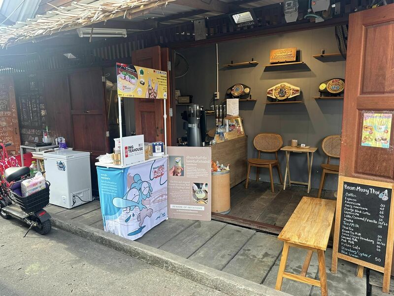 top 6+ ร้านเด็ดย่านคลองบางหลวง บรรยากาศสุดคลาสสิคน่าเช็คอิน, บ้านศิลปิน คลองบางหลวง, ร้านอาหารครัวคุณอ๋อย, บ้านมวยไทย คลองบางหลวง, บ้านเพลินจิตต์ ณ คลองบางหลวง