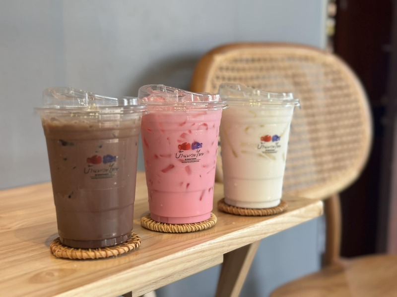 top 6+ ร้านเด็ดย่านคลองบางหลวง บรรยากาศสุดคลาสสิคน่าเช็คอิน, บ้านศิลปิน คลองบางหลวง, ร้านอาหารครัวคุณอ๋อย, บ้านมวยไทย คลองบางหลวง, บ้านเพลินจิตต์ ณ คลองบางหลวง