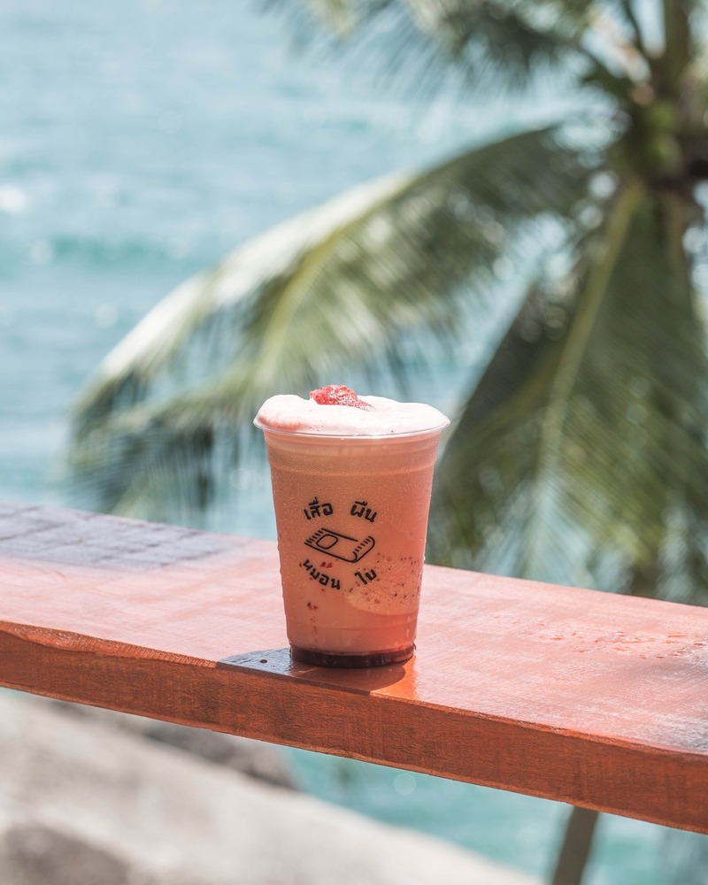 top 15+ คาเฟ่ภูเก็ตบรรยากาศดี : มีวิวทะเล ระวังพลาด ถ้าไม่มา!!