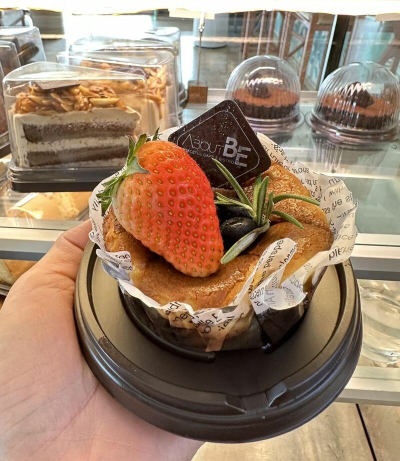 top 15+ คาเฟ่ภูเก็ตบรรยากาศดี : มีวิวทะเล ระวังพลาด ถ้าไม่มา!!