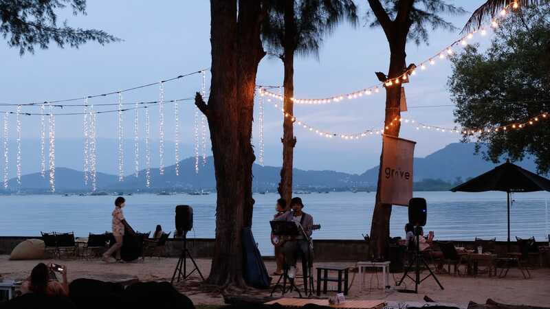 top 15+ คาเฟ่ภูเก็ตบรรยากาศดี : มีวิวทะเล ระวังพลาด ถ้าไม่มา!!