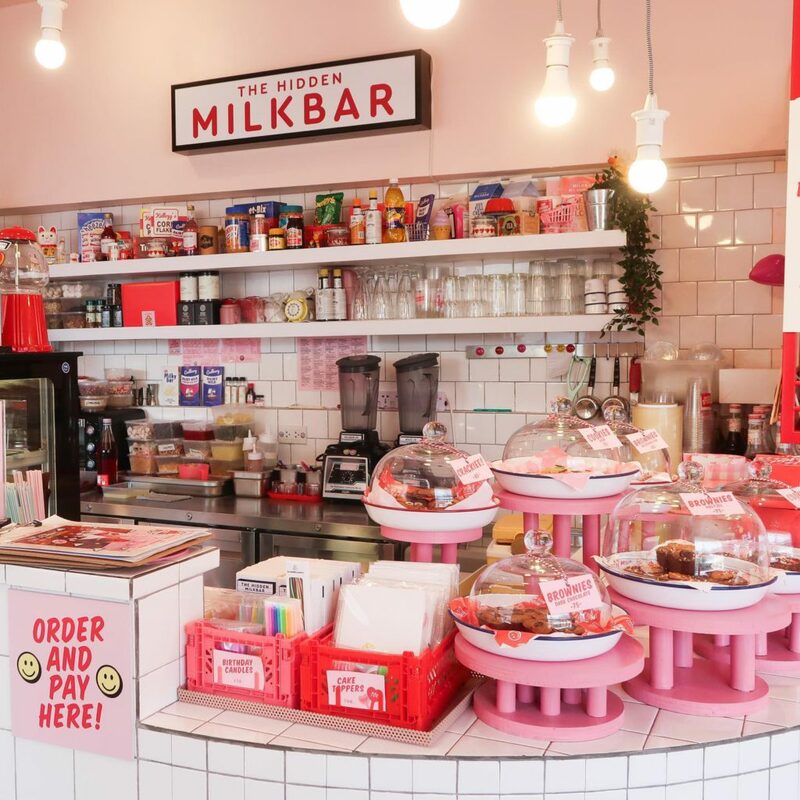 top 6+ คาเฟ่สีชมพู 2024 มุมถ่ายรูปสวย โดนใจสายหวานแน่นอน