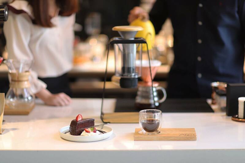 top 9+ ร้านกาแฟ slow bar (สโลว์ บาร์) บรรยากาศช้าๆ ชิลๆ เอาใจคอกาแฟโดยเฉพาะ @กรุงเทพฯ