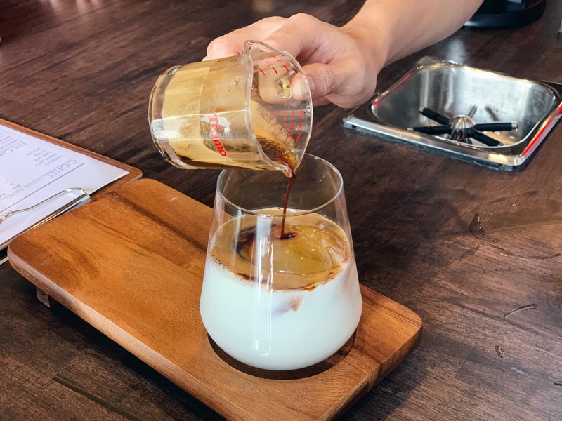 top 9+ ร้านกาแฟ slow bar (สโลว์ บาร์) บรรยากาศช้าๆ ชิลๆ เอาใจคอกาแฟโดยเฉพาะ @กรุงเทพฯ