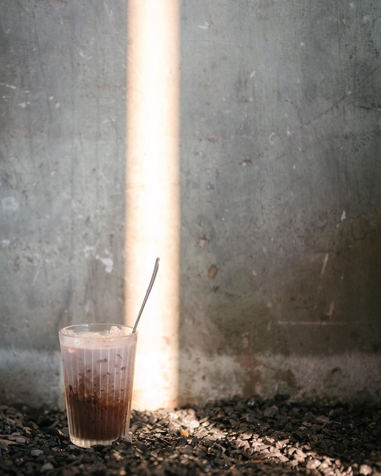 top 9+ ร้านกาแฟ slow bar (สโลว์ บาร์) บรรยากาศช้าๆ ชิลๆ เอาใจคอกาแฟโดยเฉพาะ @กรุงเทพฯ