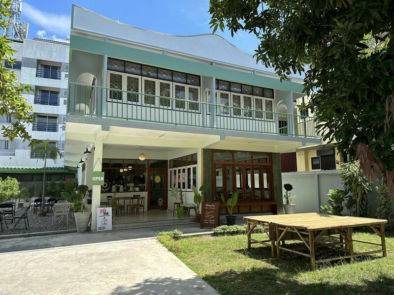 รวมคาเฟ่สงขลา คาเฟ่น่านั่งบรรยากาศดี มีวิวติดทะเล ร้านเด็ดที่สายคาเฟ่ไม่ควรพลาด!!