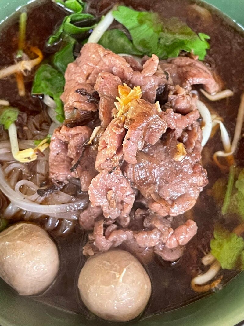 รวม 12 ร้านก๋วยเตี๋ยว สระบุรี น้ำซุปเด็ด เส้นนุ่ม เครื่องแน่น พิกัดอร่อยที่สายกินต้องแวะ!