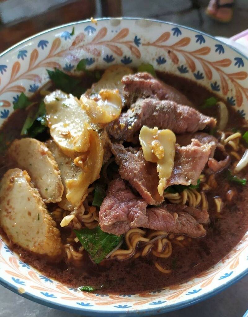 รวม 12 ร้านก๋วยเตี๋ยว สระบุรี น้ำซุปเด็ด เส้นนุ่ม เครื่องแน่น พิกัดอร่อยที่สายกินต้องแวะ!